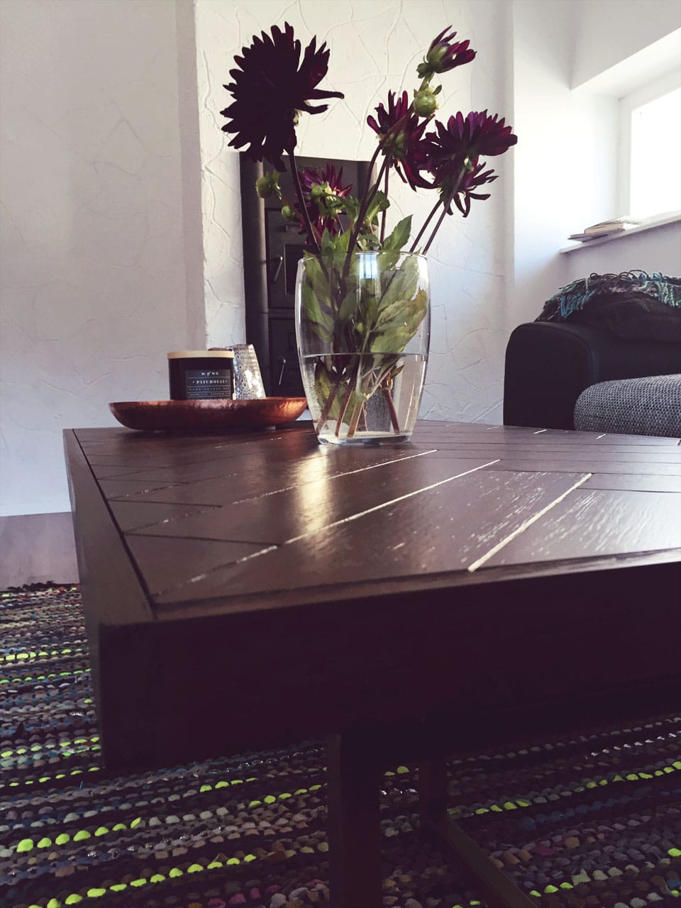 Interieur: Neuer Couchtisch von Westwing, Westwing, Coffeetable, Couchtisch, Interior, Interieur, Möbel, Home, Zu Hause, Leben, Libingromm, Wohnzimmer, Holz, Metall,