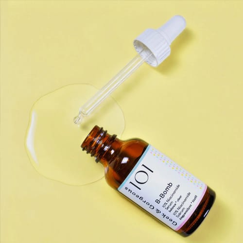 Wirkstoffe bei Unreinheiten: B-Bom Serum von Geek and Gorgeous