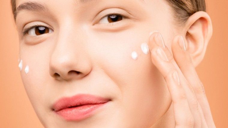 Hautbild verbessern, simple Tipps für schöne Haut, Hautpflege, Gesichtspflege